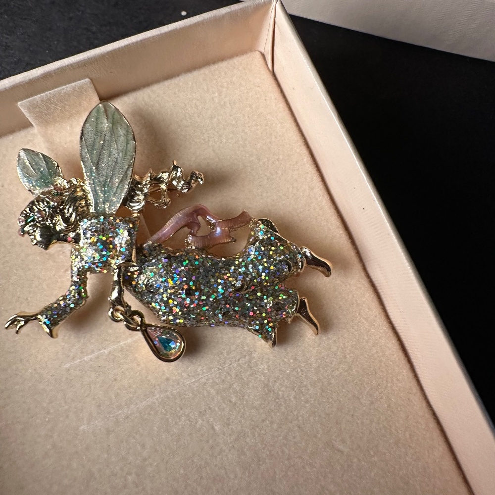 Rare & Vintage Kirks Folly Brooch